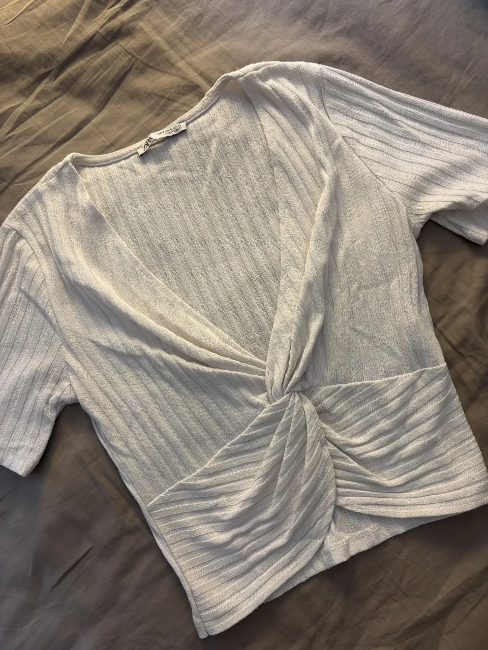 Remera Zara - Vista 2