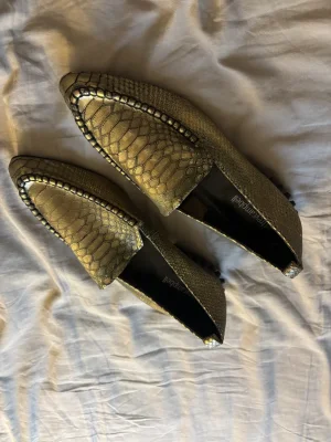 Jeffrey Campbell