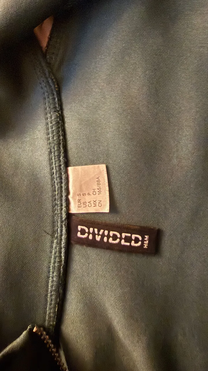 Buzo H&M - Vista 3