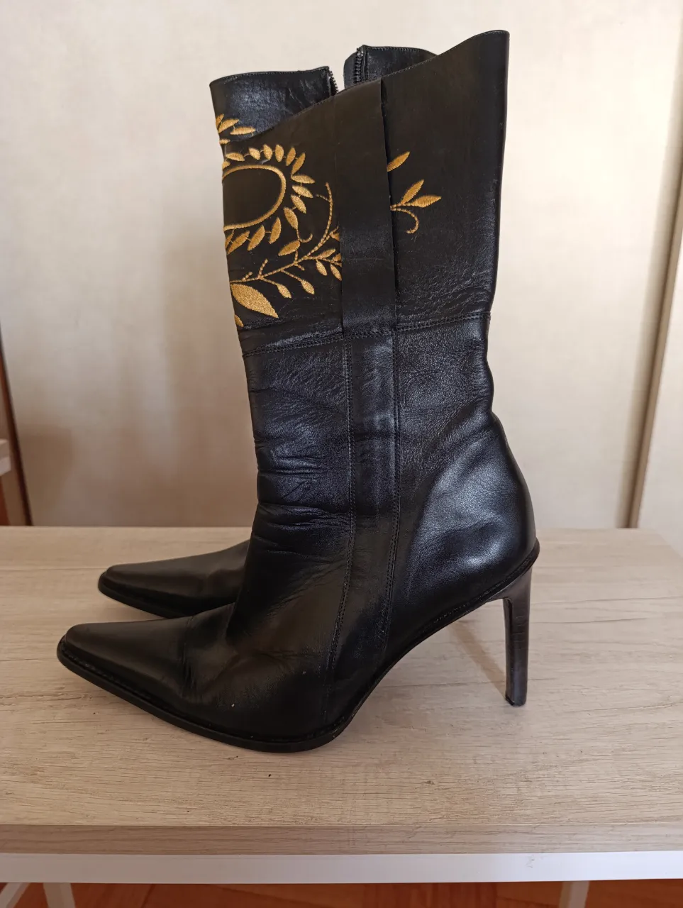Botas A ≠