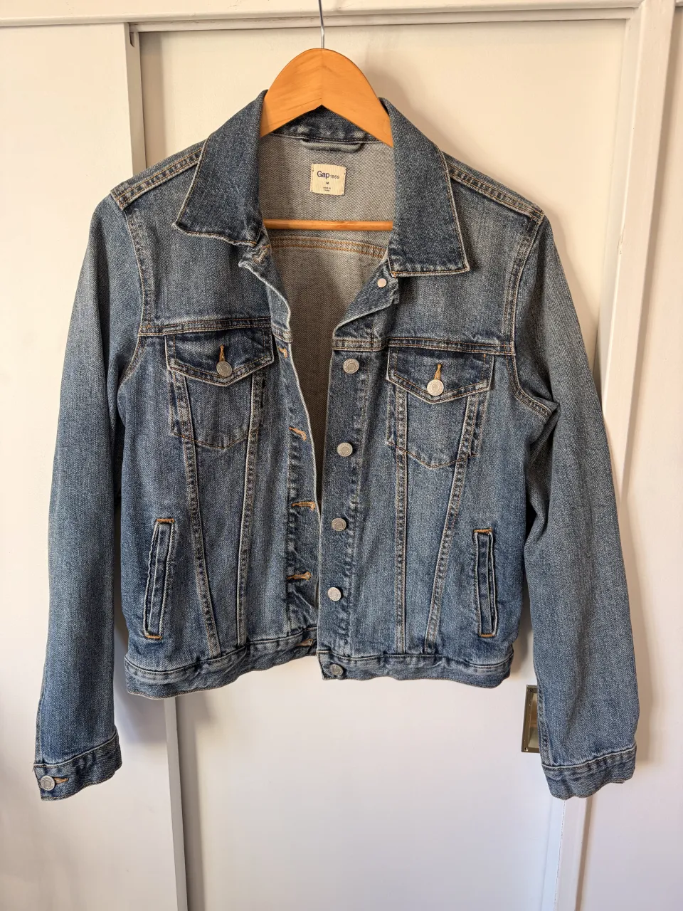 Campera GAP - imagen 1