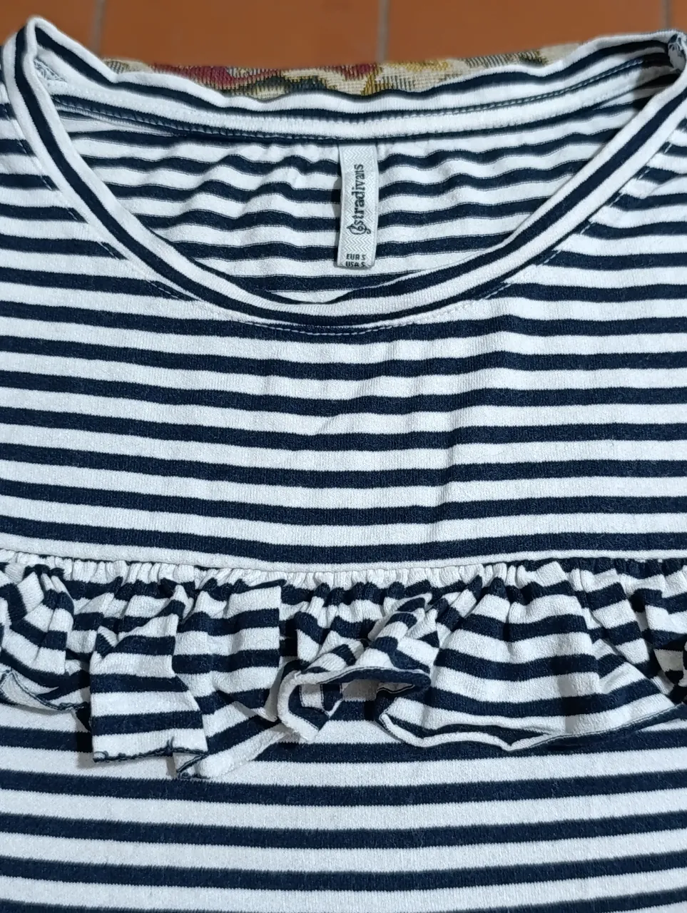 Remera Stradivarius - Vista 3