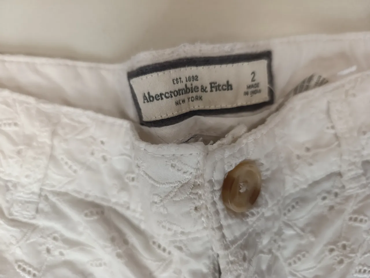 Short Abercrombie & Fitch - imagen 2