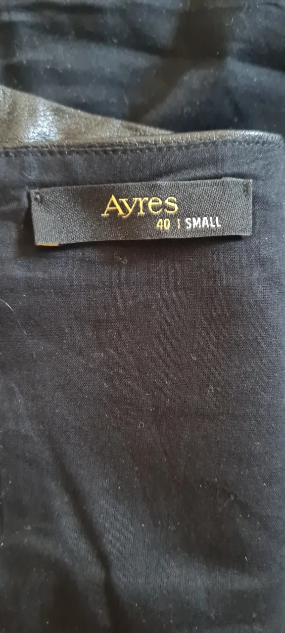 Top Ayres - imagen 2