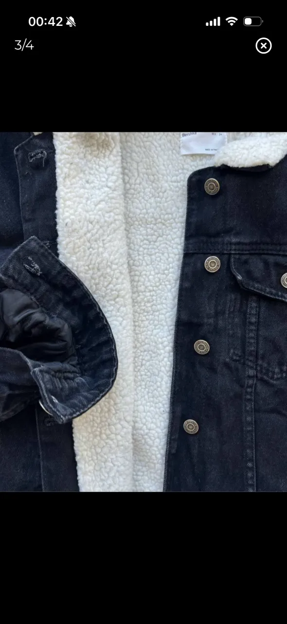 Campera Bershka - Vista 3