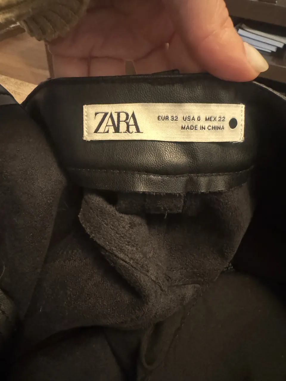 Pantalón  Zara - imagen 2