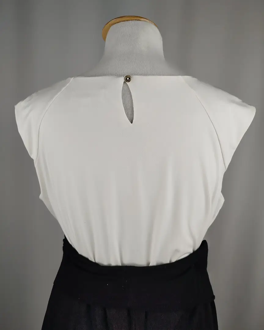 Remera Calvin Klein - Vista 2