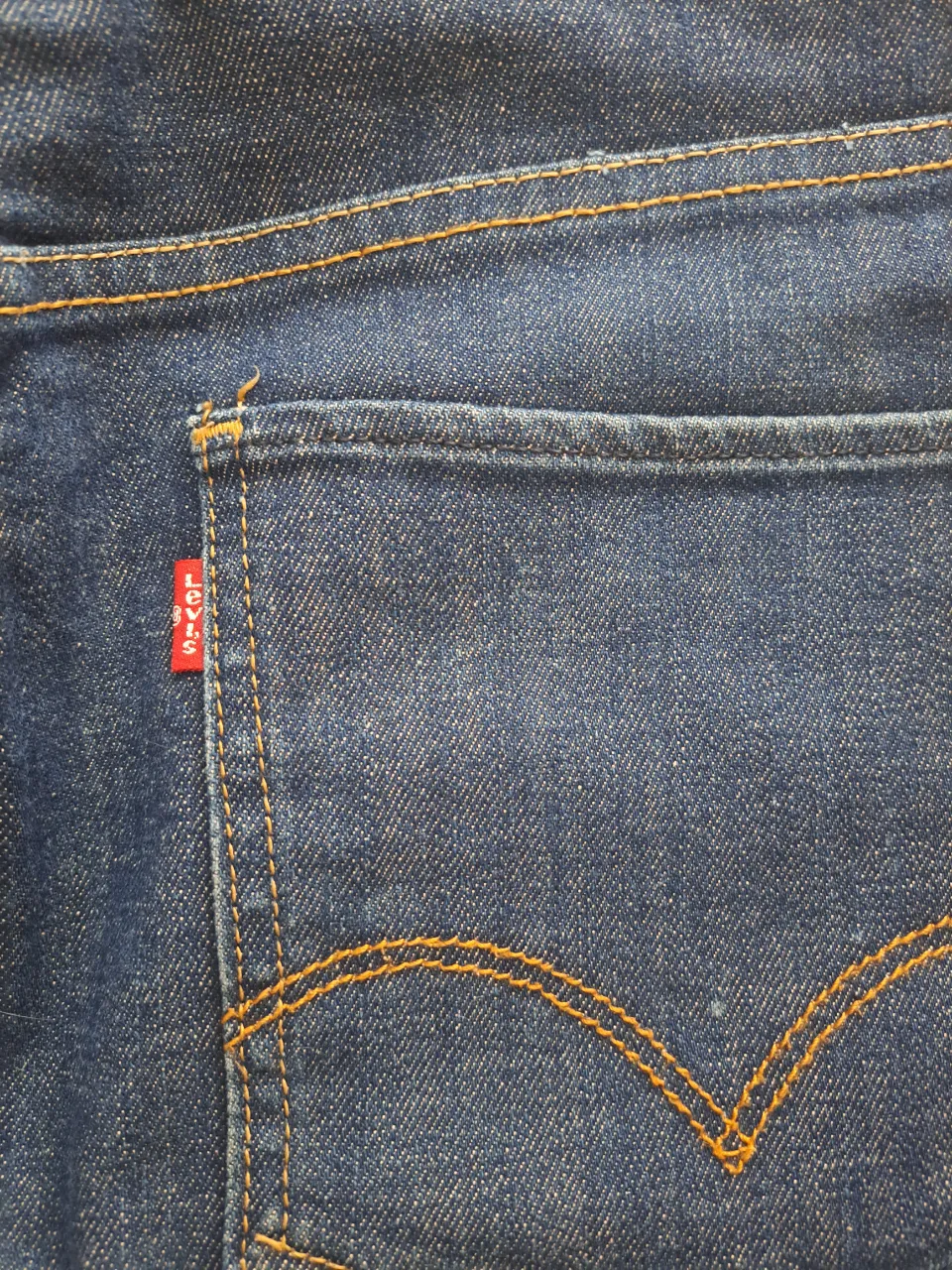 Pollera Levi's - Vista 3