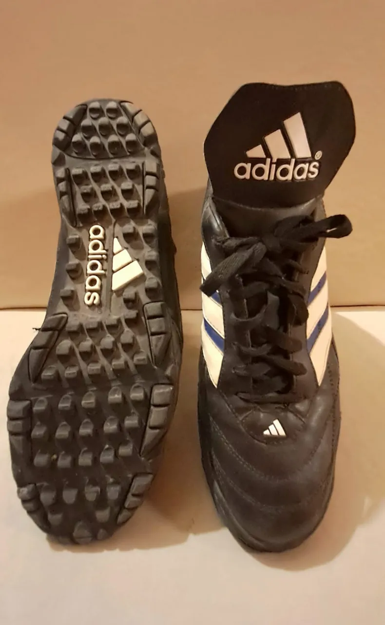 Botines adidas - imagen 1
