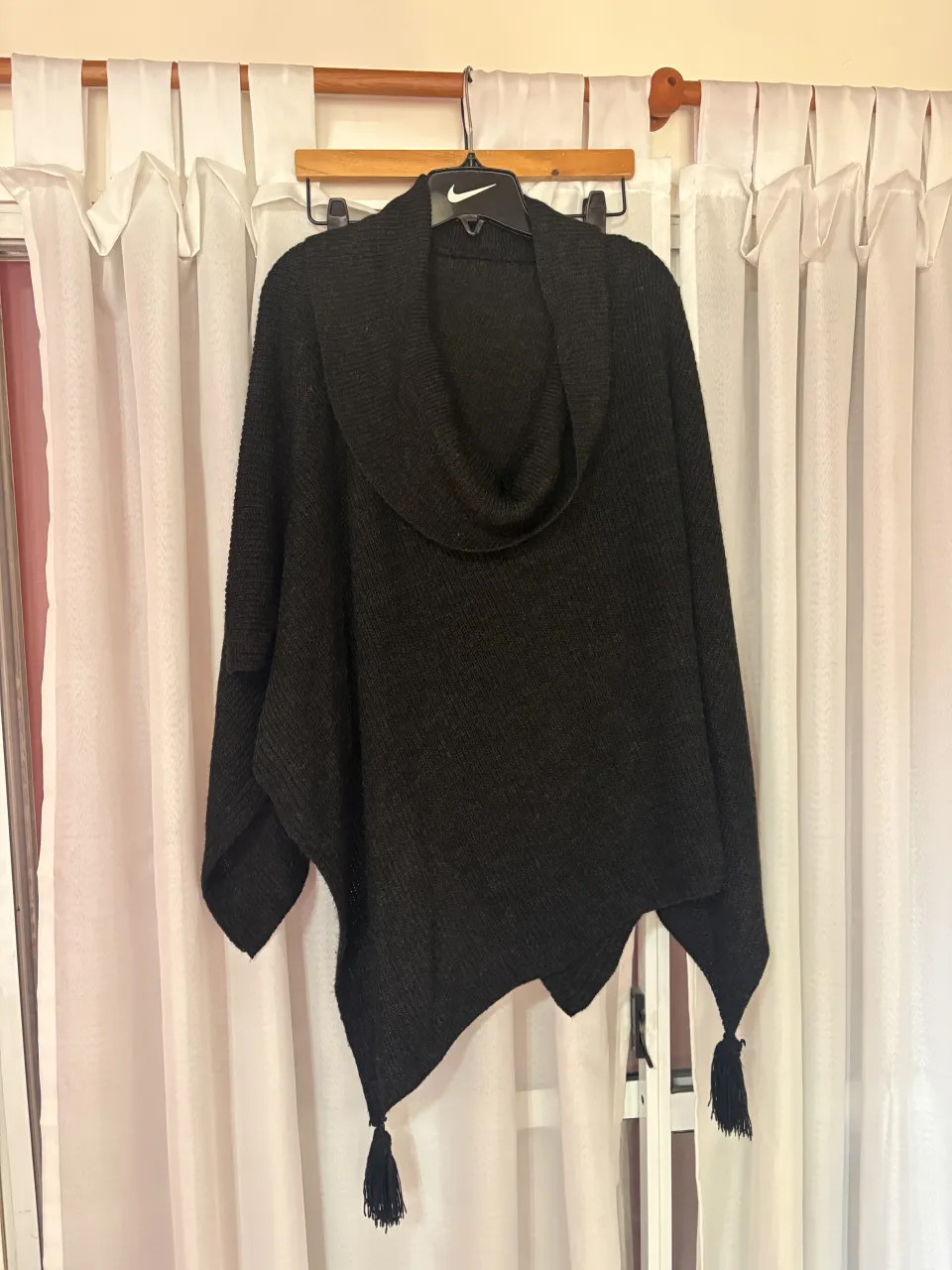 Poncho A ≠ - imagen 1