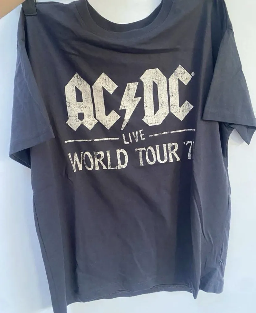 Remera H&M - imagen 1