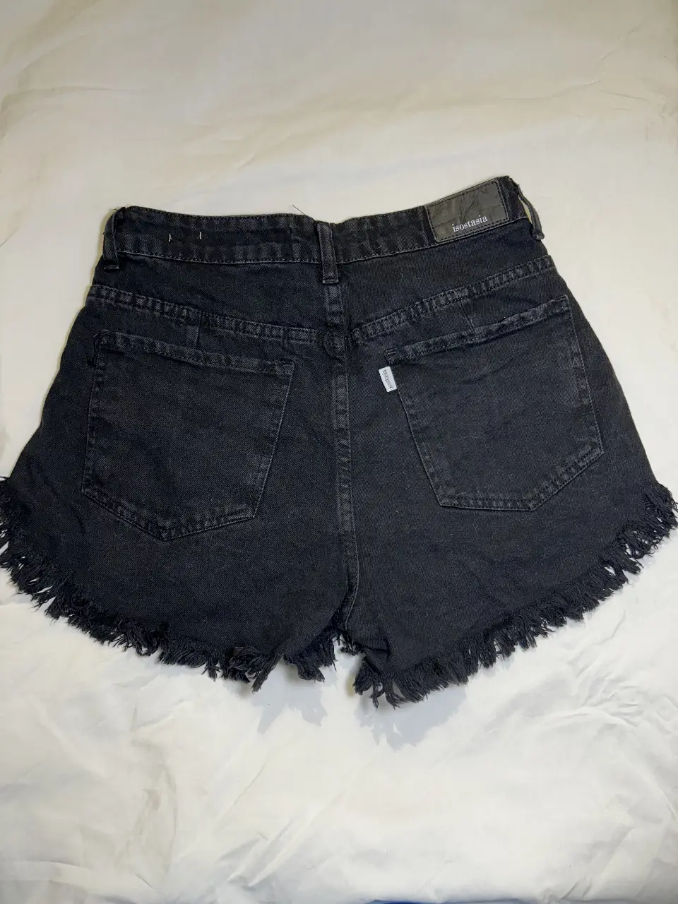 Short Isostasia - imagen 2
