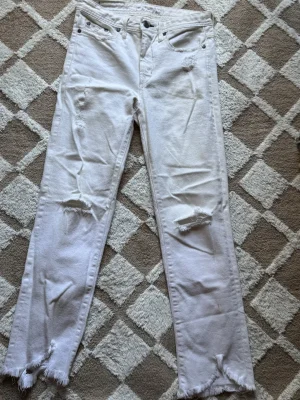 Jazmin Chebar Jeans