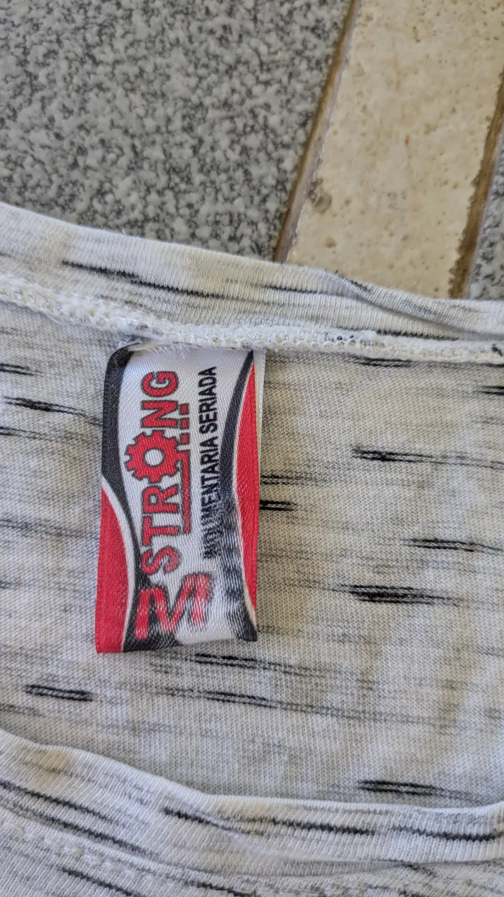 Remera Strong - imagen 2