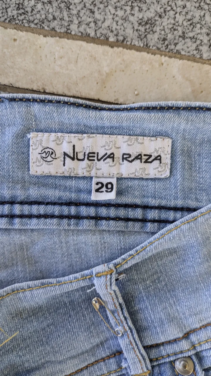 Jean Nueva raza - imagen 2