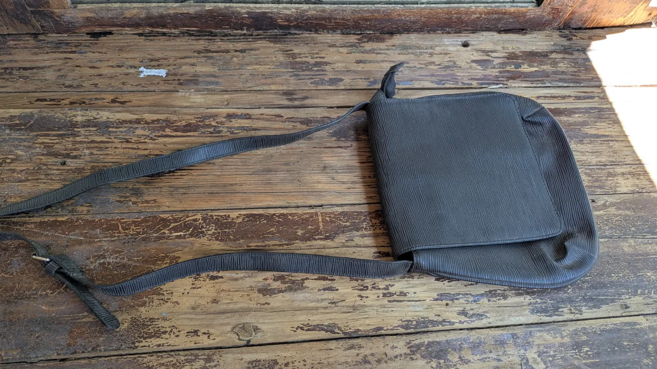 Cartera Generic - Vista 2