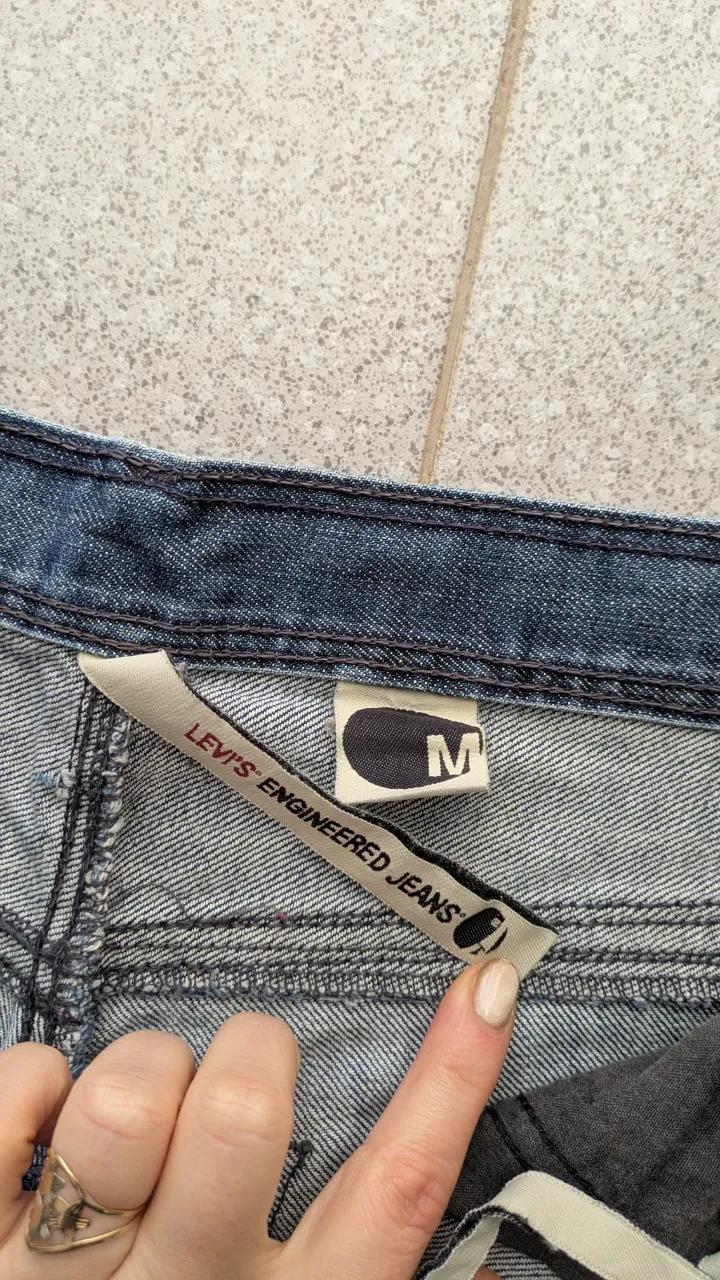 Bermuda Levi's miniatura 2