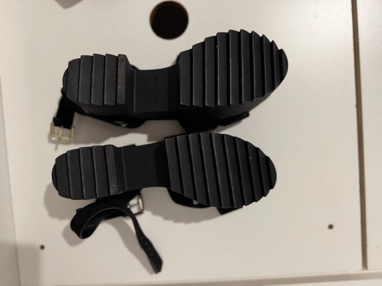 Sandalias Stradivarius - Vista 3