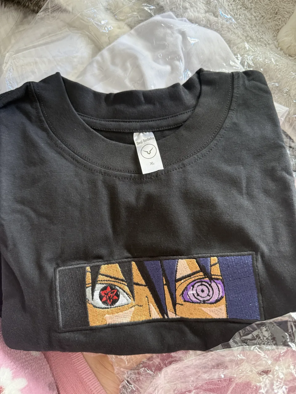 Remera Denji bordados - imagen 1