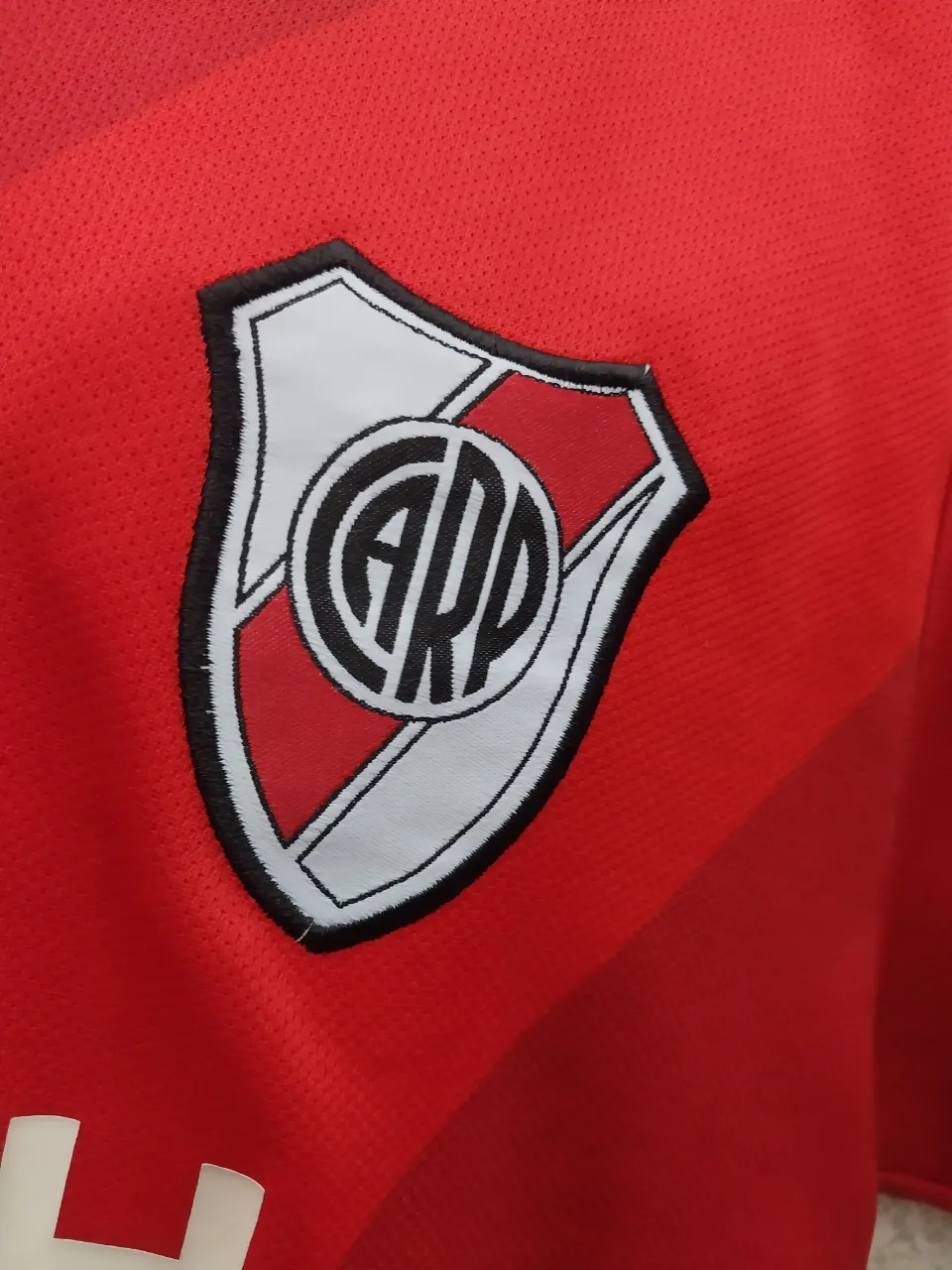 Camiseta adidas miniatura 6