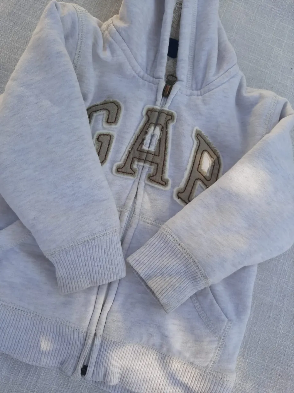 Campera de polar GAP miniatura 6