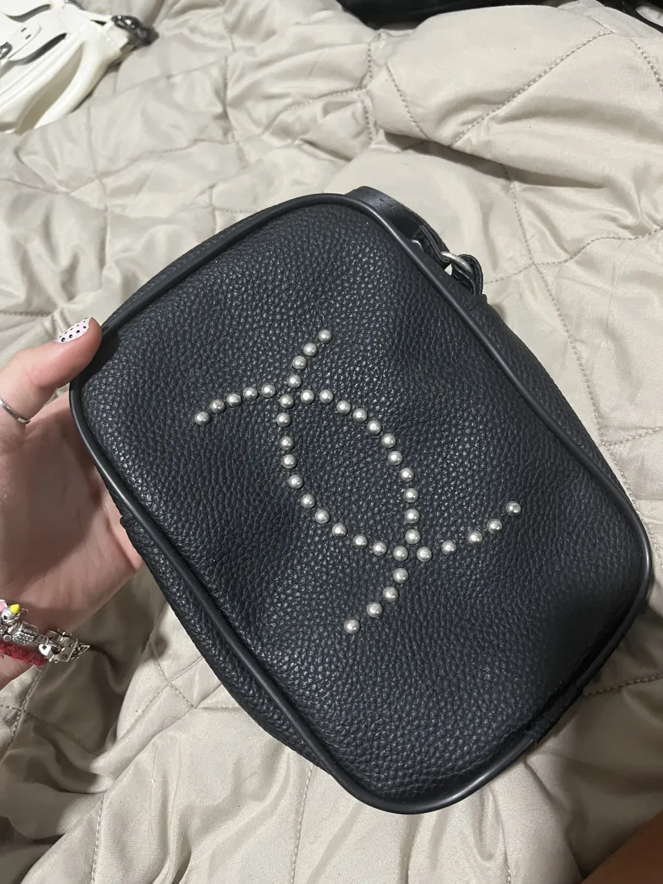 Cartera A ≠ - imagen 1