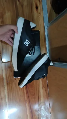DC Shoes