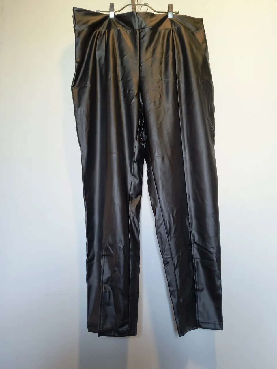 Pantalón Shein - imagen 1