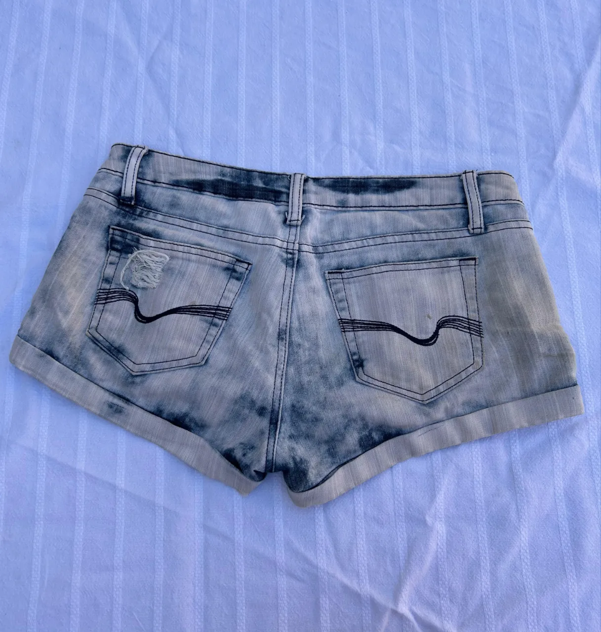 Short V.i.p. - imagen 5