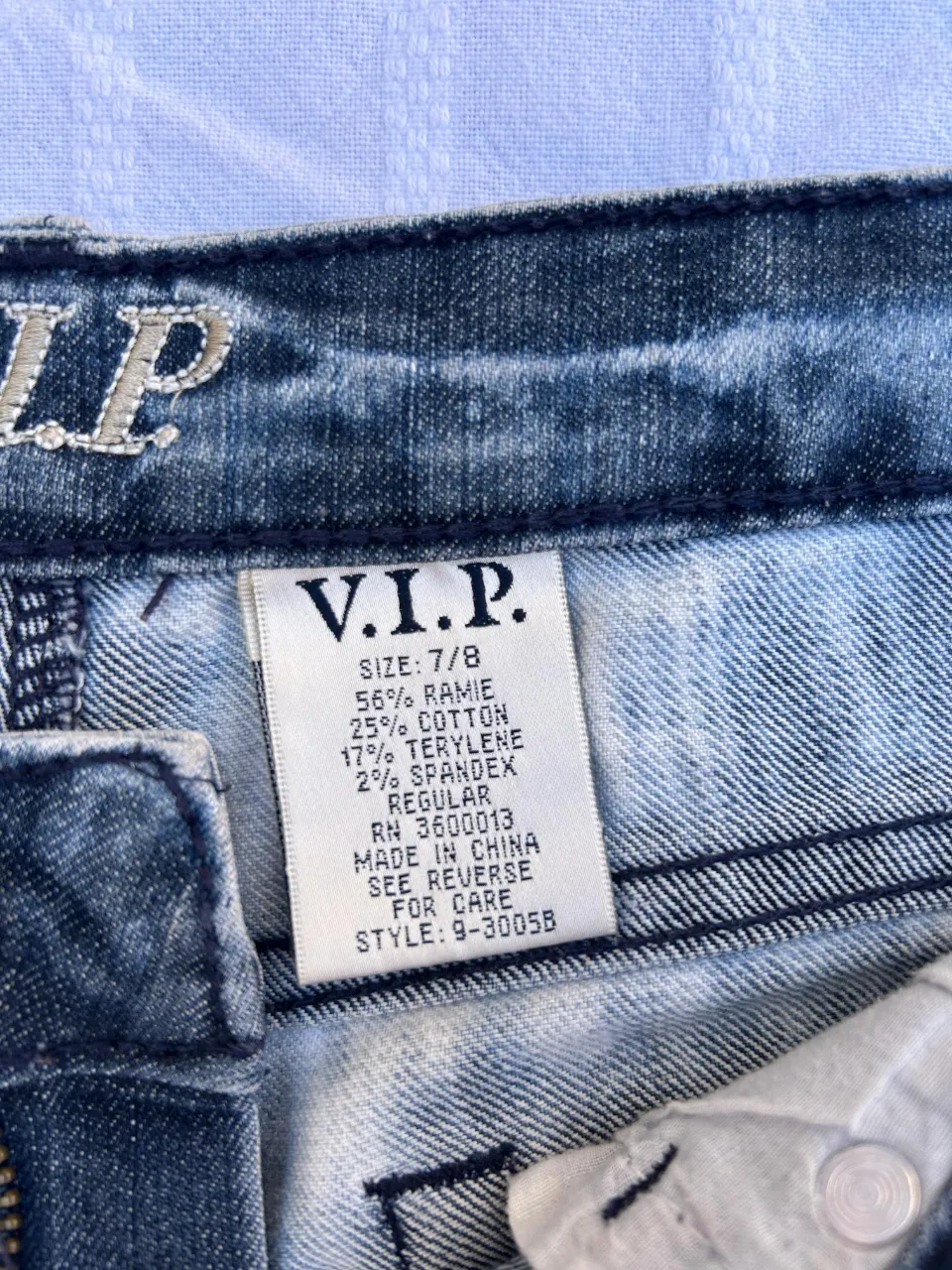 Short V.i.p. - imagen 6