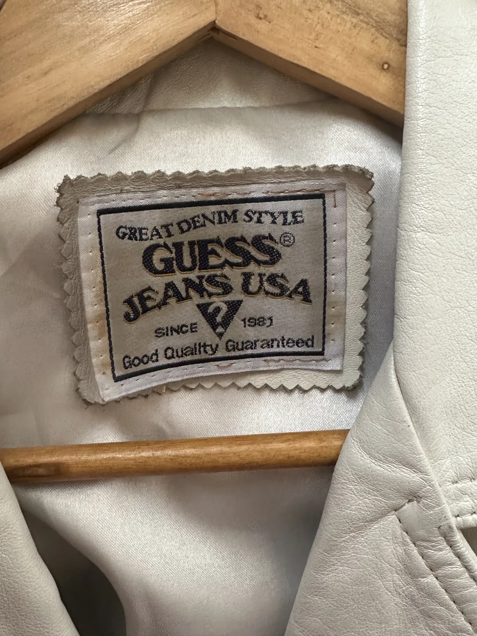 Campera GUESS - imagen 3