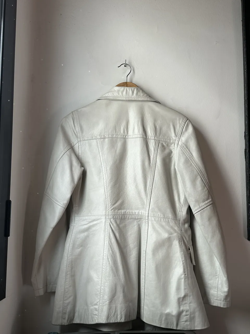 Campera GUESS - imagen 2