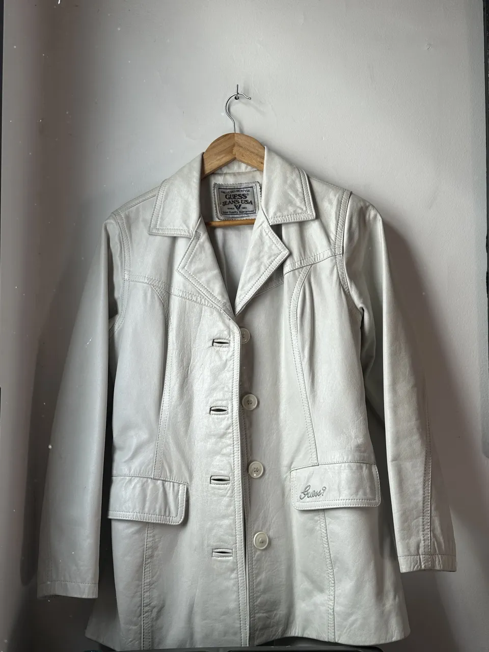 Campera GUESS - imagen 1