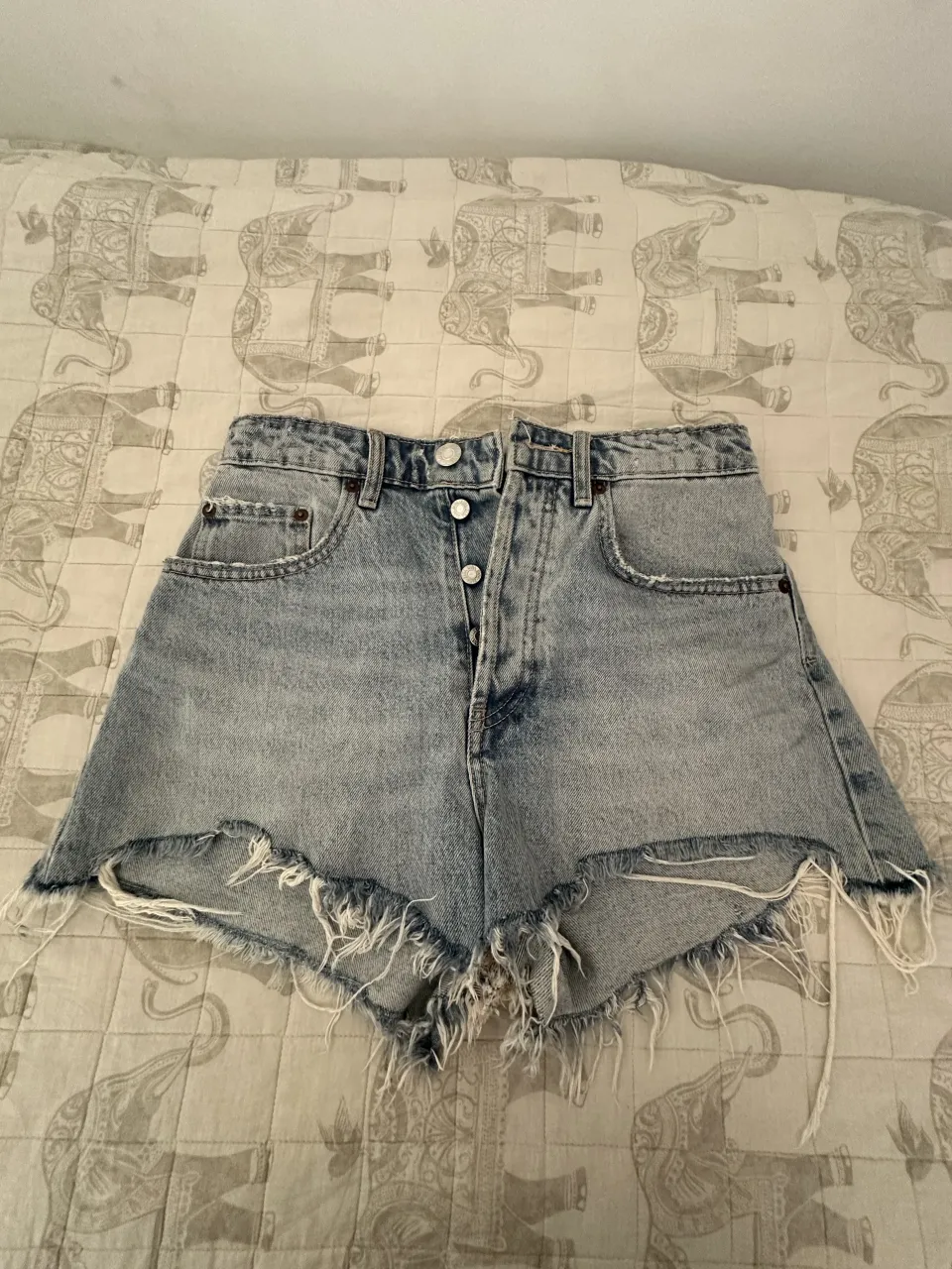 Short Zara