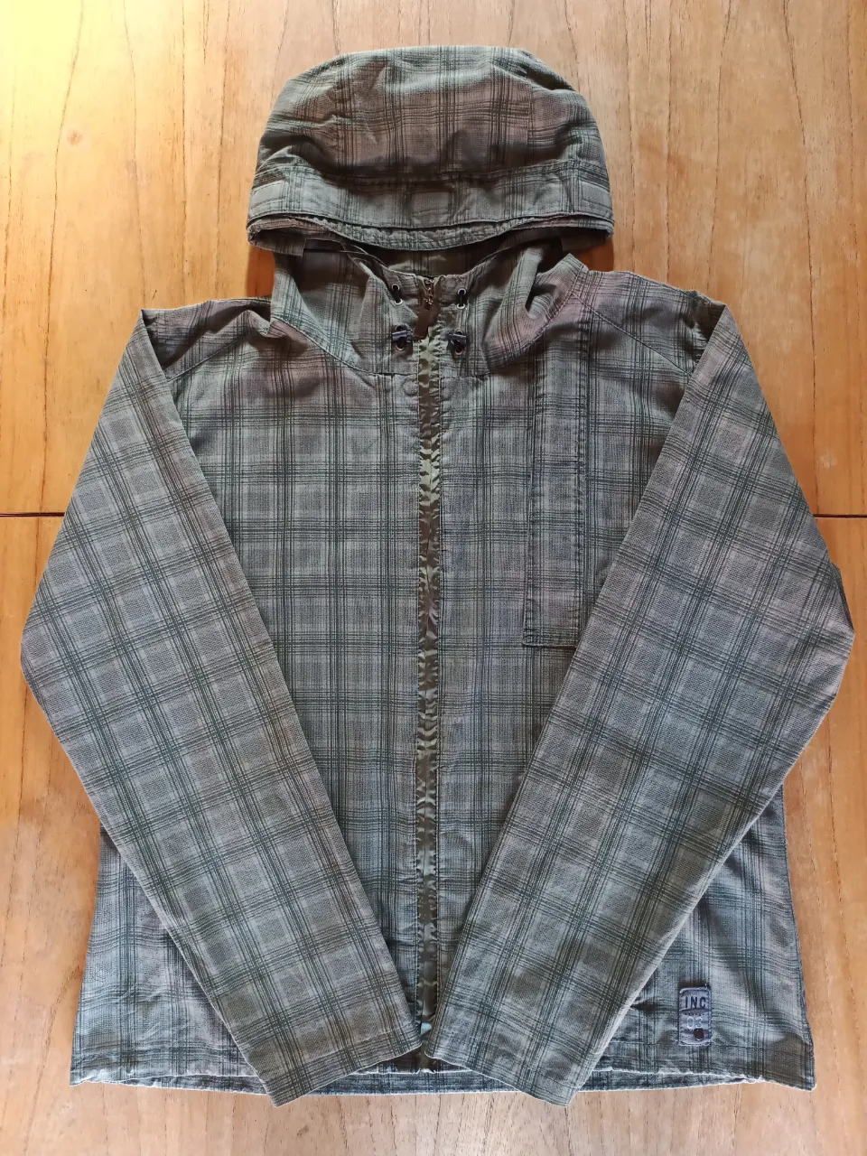 Campera INC - imagen 1