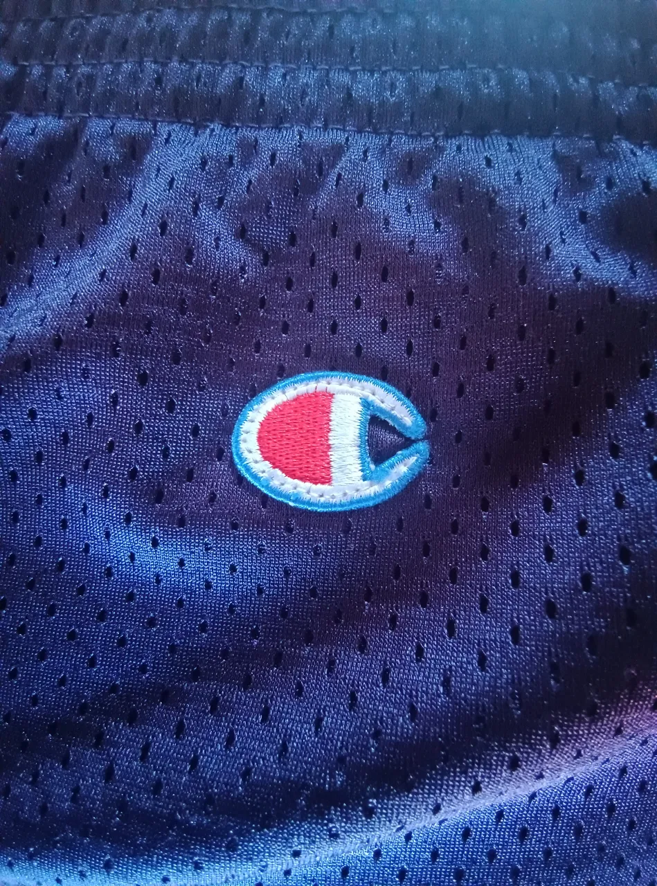 Short Champion - Vista 5