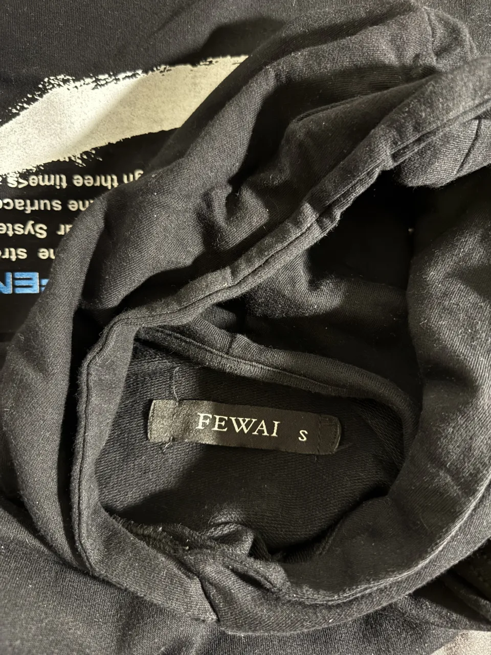 Buzo Fewai - imagen 3