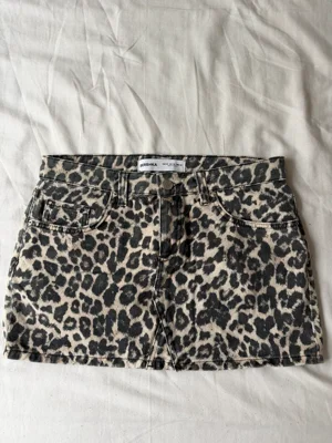 Bershka · Talle EU 38