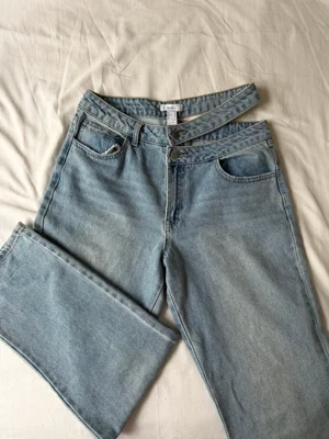 Forever 21 · Talle US 28