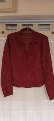 Blusa sin marca · Talle S