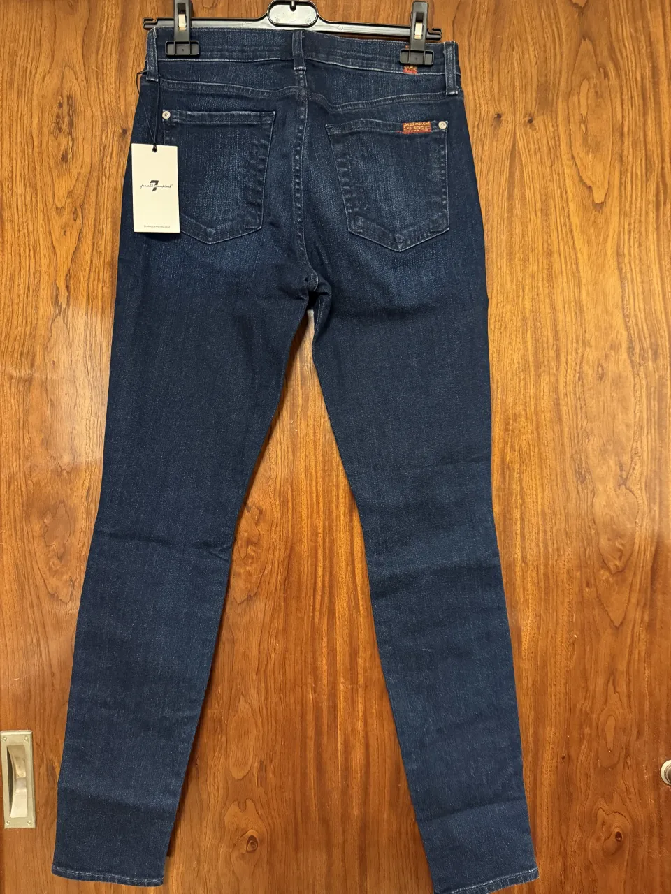 Jean 7 For All Mankind - Vista 3
