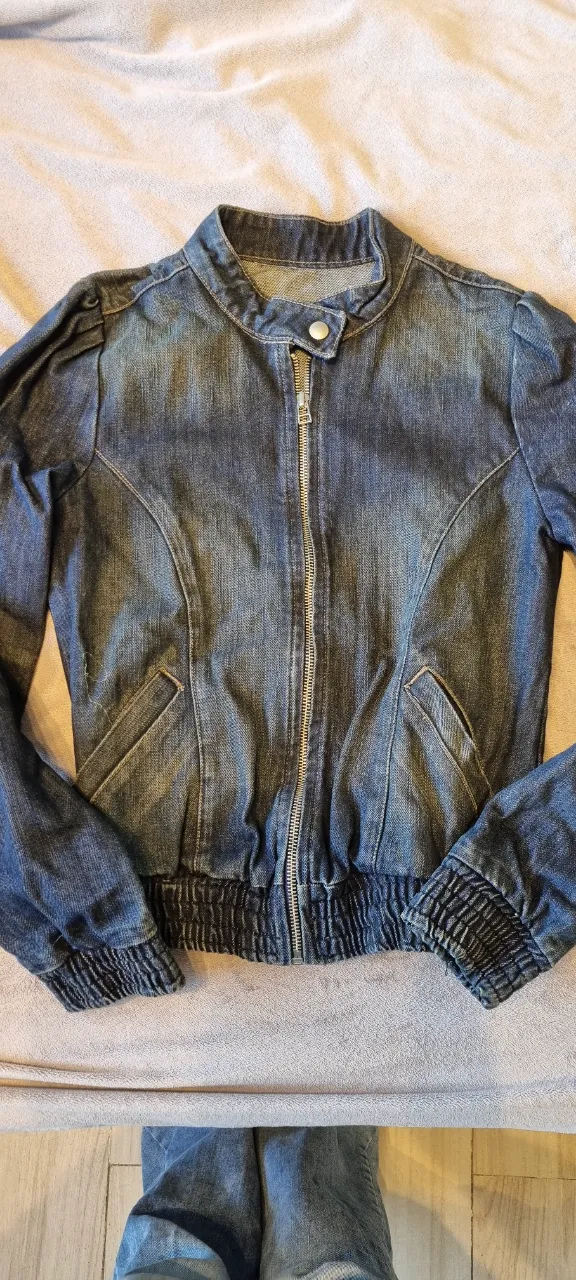 Campera Complot - imagen 2