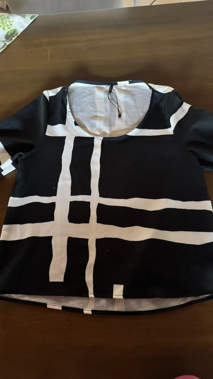 Remera Ossira - imagen 1
