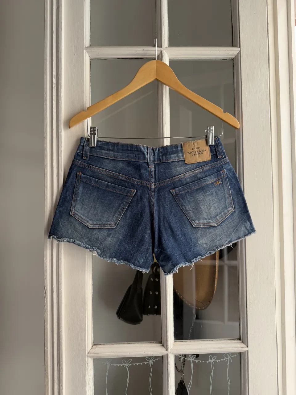 Short Kanikama - Vista 4