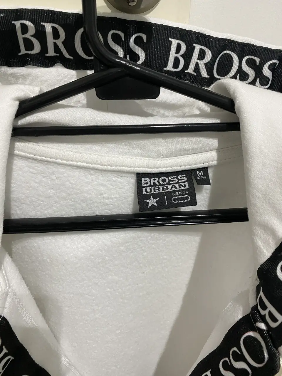Buzo Bross - imagen 3