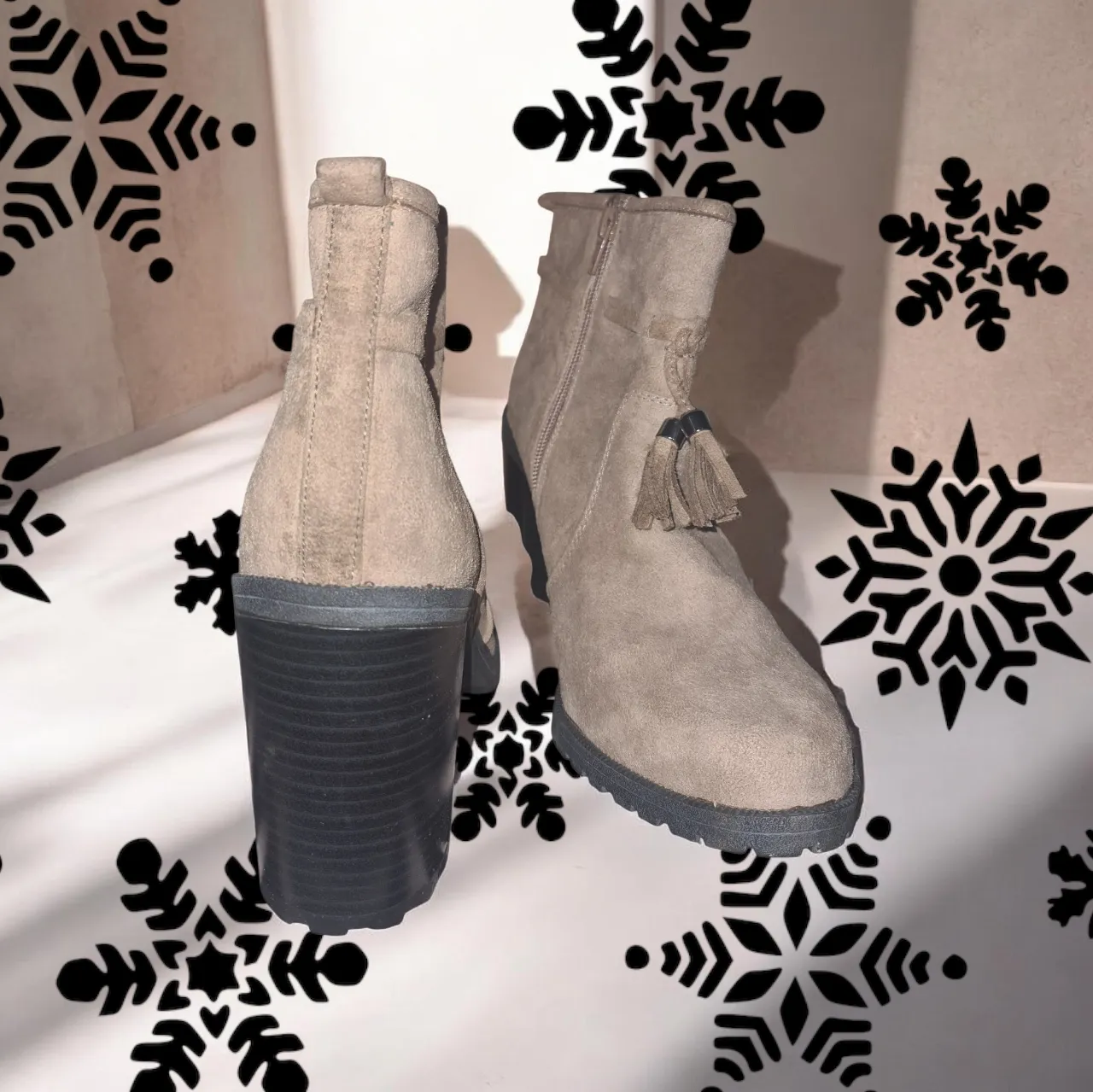 Borcegos A ≠ - imagen 2