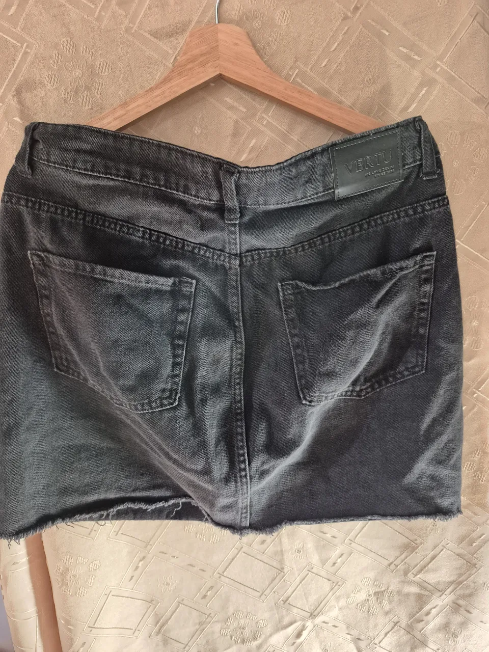 Short VERTU - imagen 2