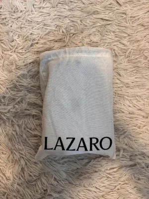 Lázaro