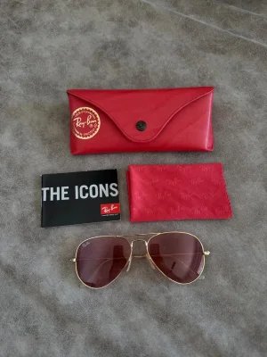 Ray-Ban