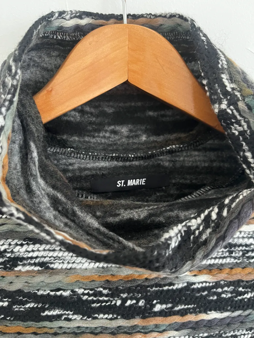 Poncho ST. MARIE - imagen 2